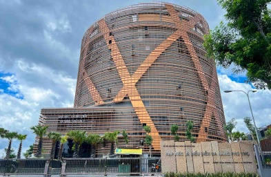 Rạp xiếc và biểu diễn đa năng Phú Thọ